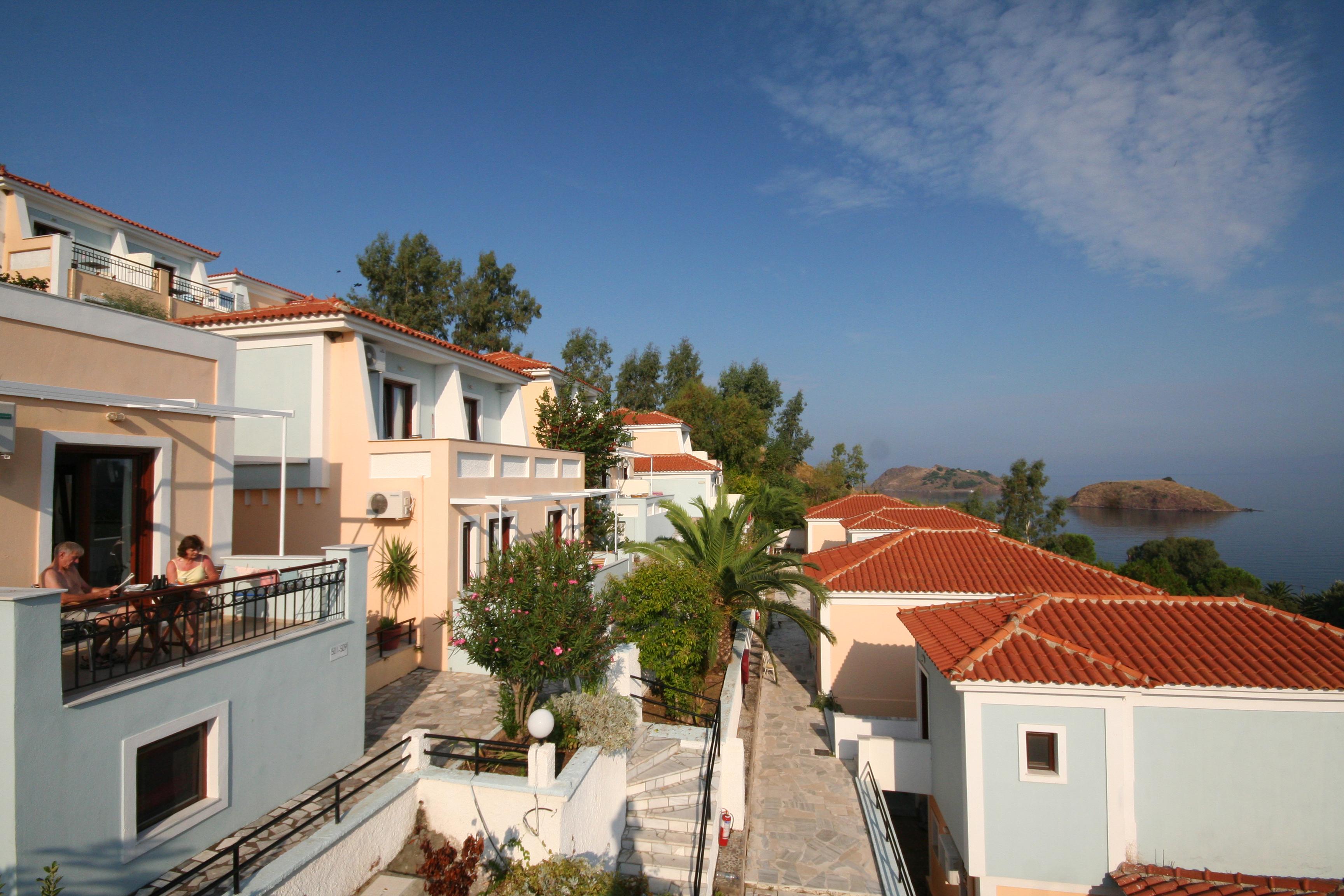 Clara Resort Петра Екстериор снимка